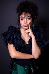 Elyfer Torres fotoğrafı