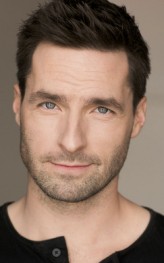 Liam McNeill fotoğrafı