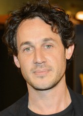 Dustin Demri-Burns fotoğrafı