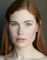 Chloé Delanney fotoğrafı