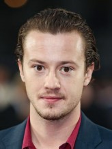 Joseph Quinn fotoğrafı