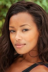 Melanie Liburd fotoğrafı