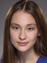 Lola Tung fotoğrafı