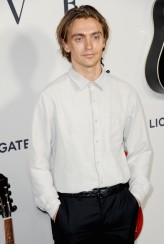 Hart Denton fotoğrafı