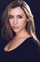 Courtney Cavanagh fotoğrafı