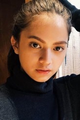 Maudy Effrosina fotoğrafı