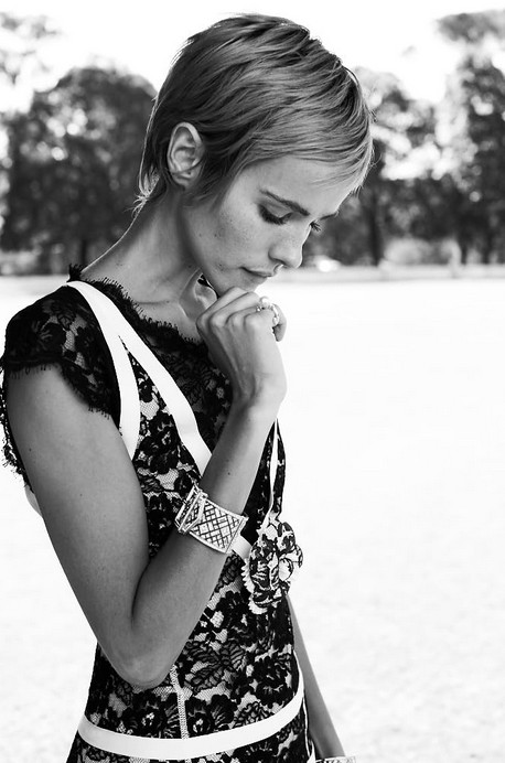 Isabel Lucas Fotoğrafı