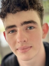 Finn Little fotoğrafı