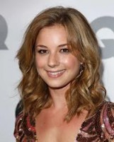 Emily VanCamp fotoğrafı