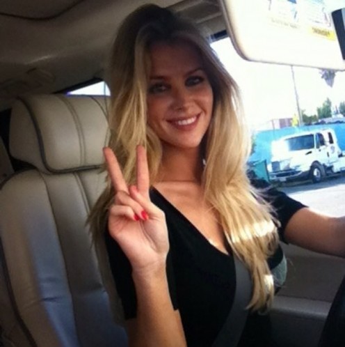 Tiffany Mulheron Fotoğrafı