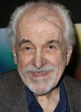 Louis Zorich fotoğrafı