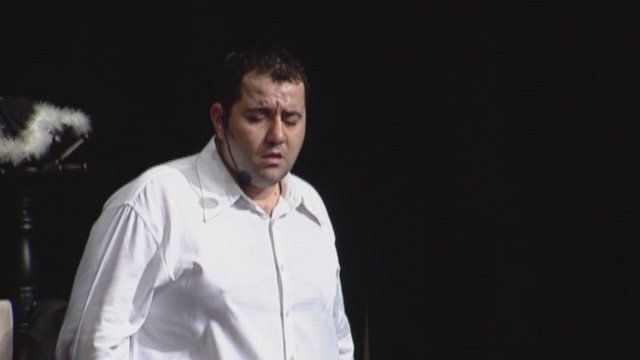 Tek Kişilik Dev Kadro Fotoğrafı