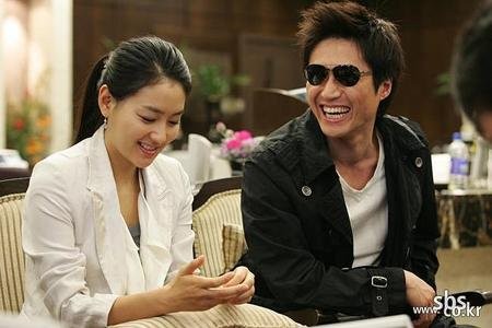 Money's Warfare Fotoğrafı