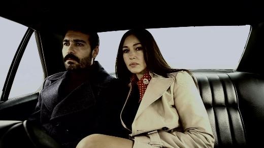 Gergedan Mevsimi Fotoğrafı