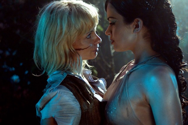 Lesbian Vampire Killers Fotoğrafları 1