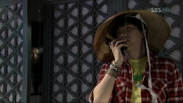 Kız Arkadaşım Dokuz Kuyruklu Bir Tilki Fotoğrafı