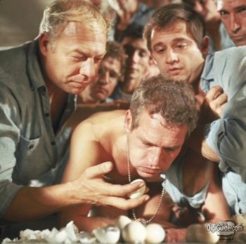 Parmaklıklar Arkasında Fotoğrafı