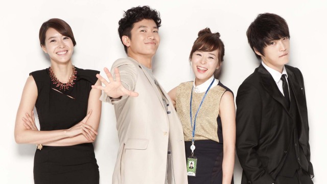 Protect the Boss Fotoğrafları 236