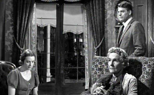 Separate Tables Fotoğrafı