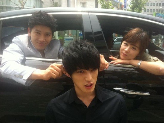 Protect the Boss Fotoğrafları 259