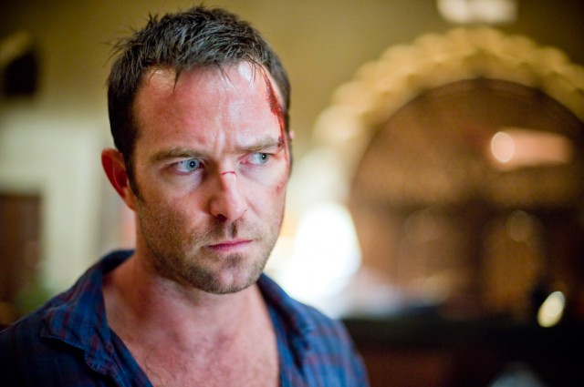 Strike Back fotoğrafı