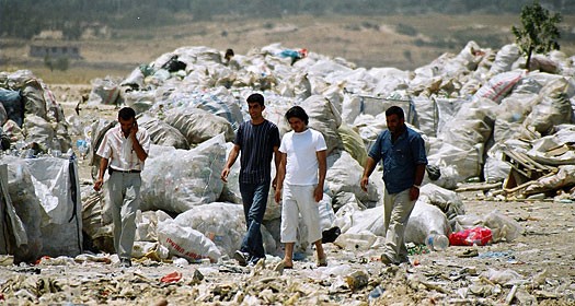 Çöpte Dostoyevski Buldum fotoğrafı Çöpte Dostoyevski Buldum fotoğrafı