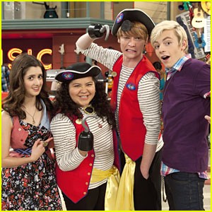 Austin Ve Ally Fotoğrafı