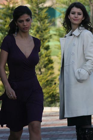 Aşk-ı Memnu Fotoğrafı