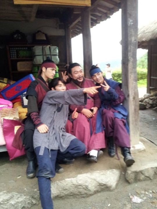 Dr. Jin Fotoğrafı