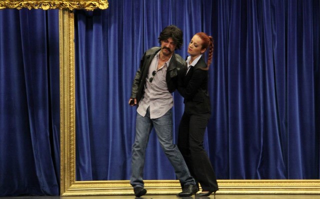 İnsanlar Alemi Fotoğrafı