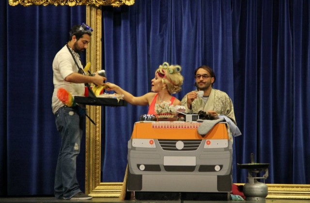 İnsanlar Alemi Fotoğrafı