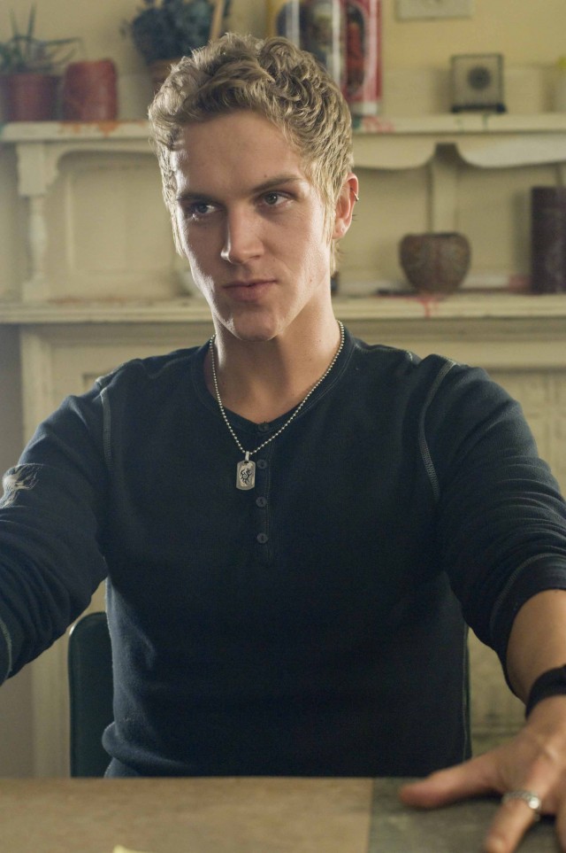 Garip Bir Aşk Öyküsü Fotoğrafı