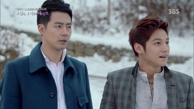 Wind Blows in Winter Fotoğrafı