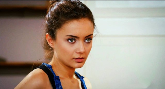 Bir Aşk Hikayesi Sezon 1 Fotoğrafı