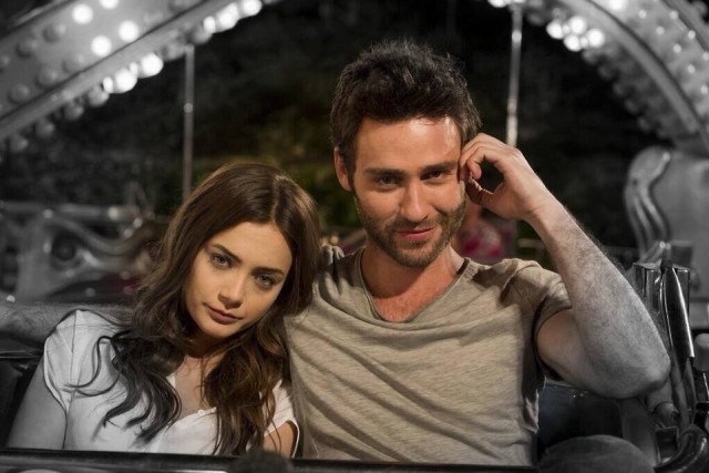 Bir Aşk Hikayesi Sezon 1 Fotoğrafı