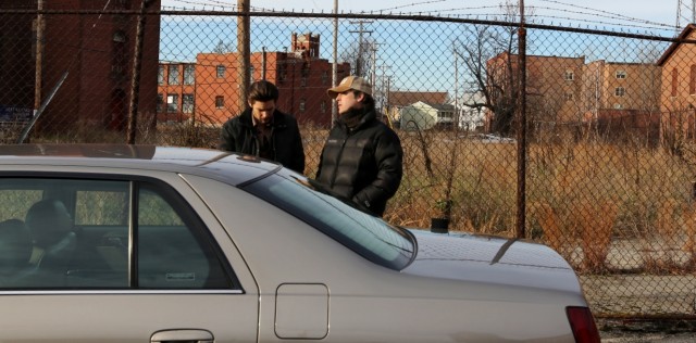 By the Gun Fotoğrafı