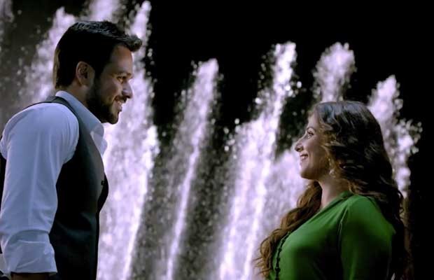 Hamari Adhuri Kahaani Fotoğrafı