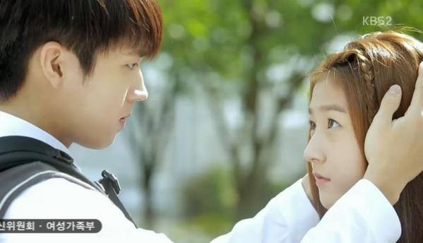 Hi! School - Love On Fotoğrafı