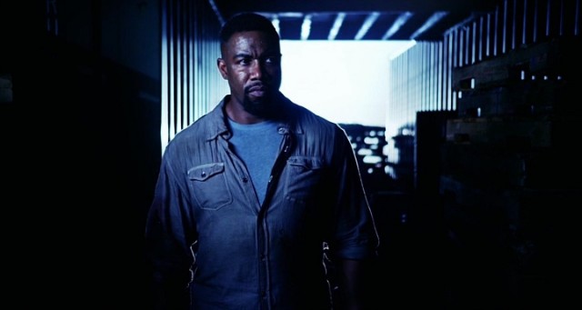 Falcon Rising Fotoğrafları 75