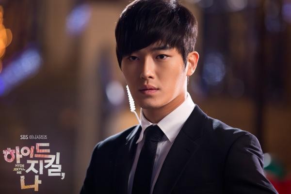 Hyde Jekyll, Me Fotoğrafı