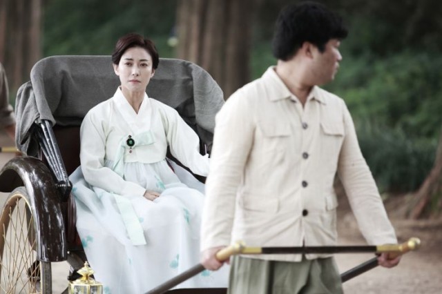 Love, Lies Fotoğrafı