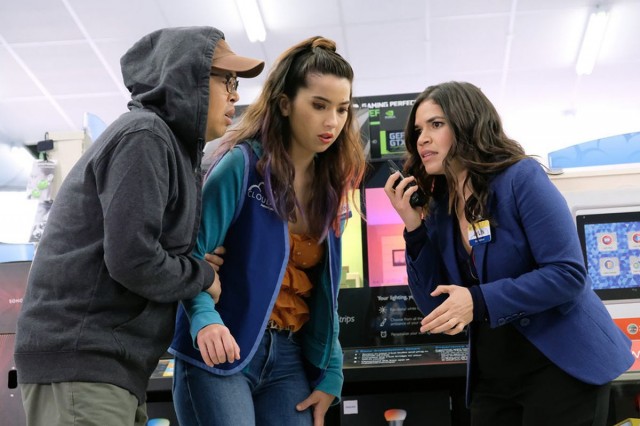 Superstore Fotoğrafları 15