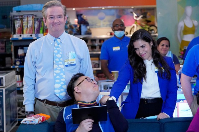 Superstore Fotoğrafları 17