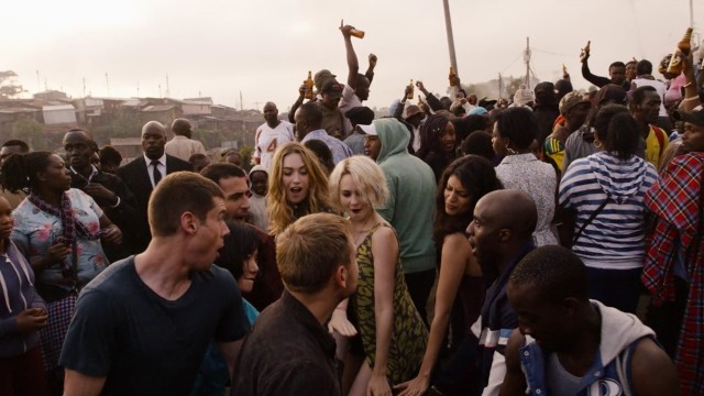 Sense8 Noel Özel Fotoğrafları 21