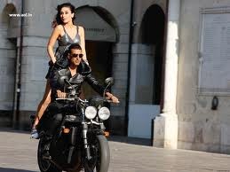 Kambakkht Ishq Fotoğrafı