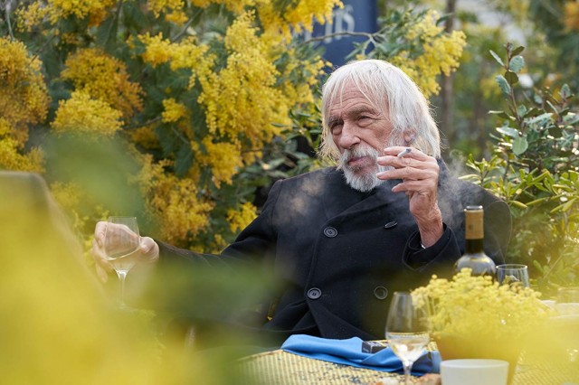 À cause des filles... et des garçons!? Fotoğrafı