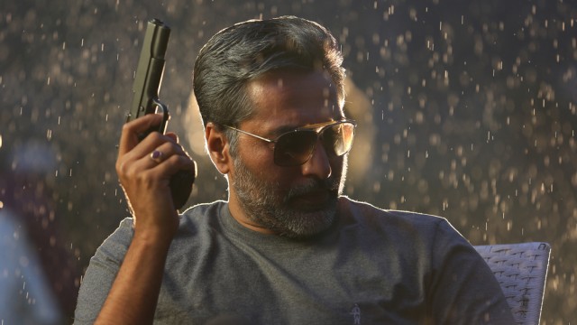 Dhuruvangal Pathinaaru Fotoğrafları 1