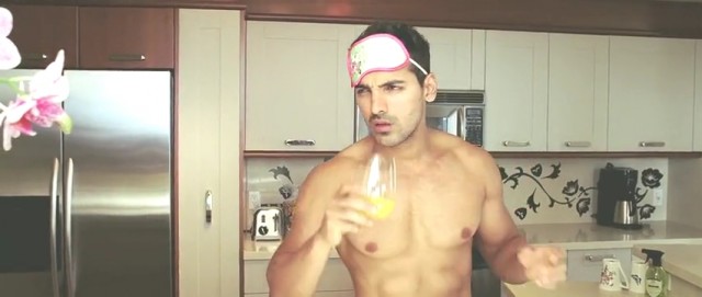 Dostana Fotoğrafı