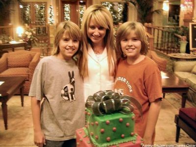 Zack Ve Cody'nin Lüks Yaşamı Fotoğrafları 27