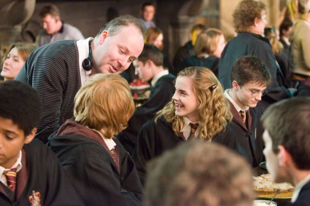 Harry Potter ve Zümrüdüanka Yoldaşlığı Fotoğrafı